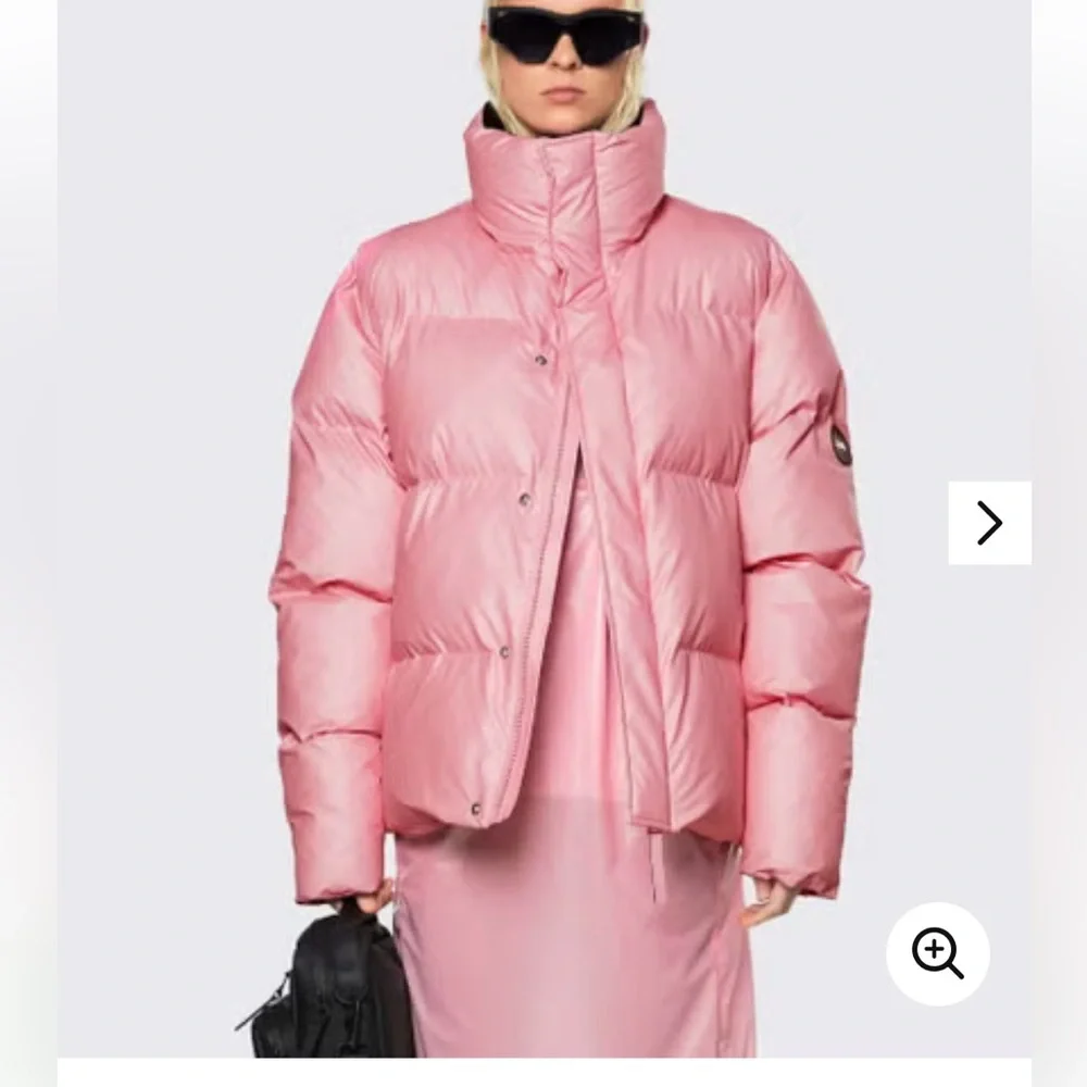 Rains Quilted Padded Oversized Matte-Shell Pink Puffer Ski Jacket, Size Medium - Picture 1 of 7